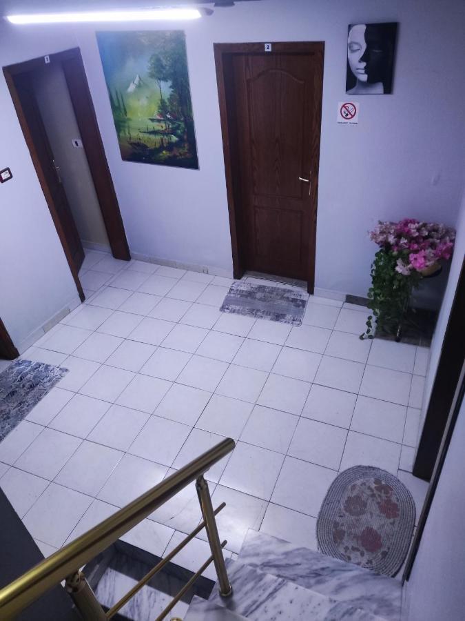 טיראנה Dafina Hotel מראה חיצוני תמונה